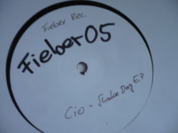 Shake Dog EP thumbnail 3