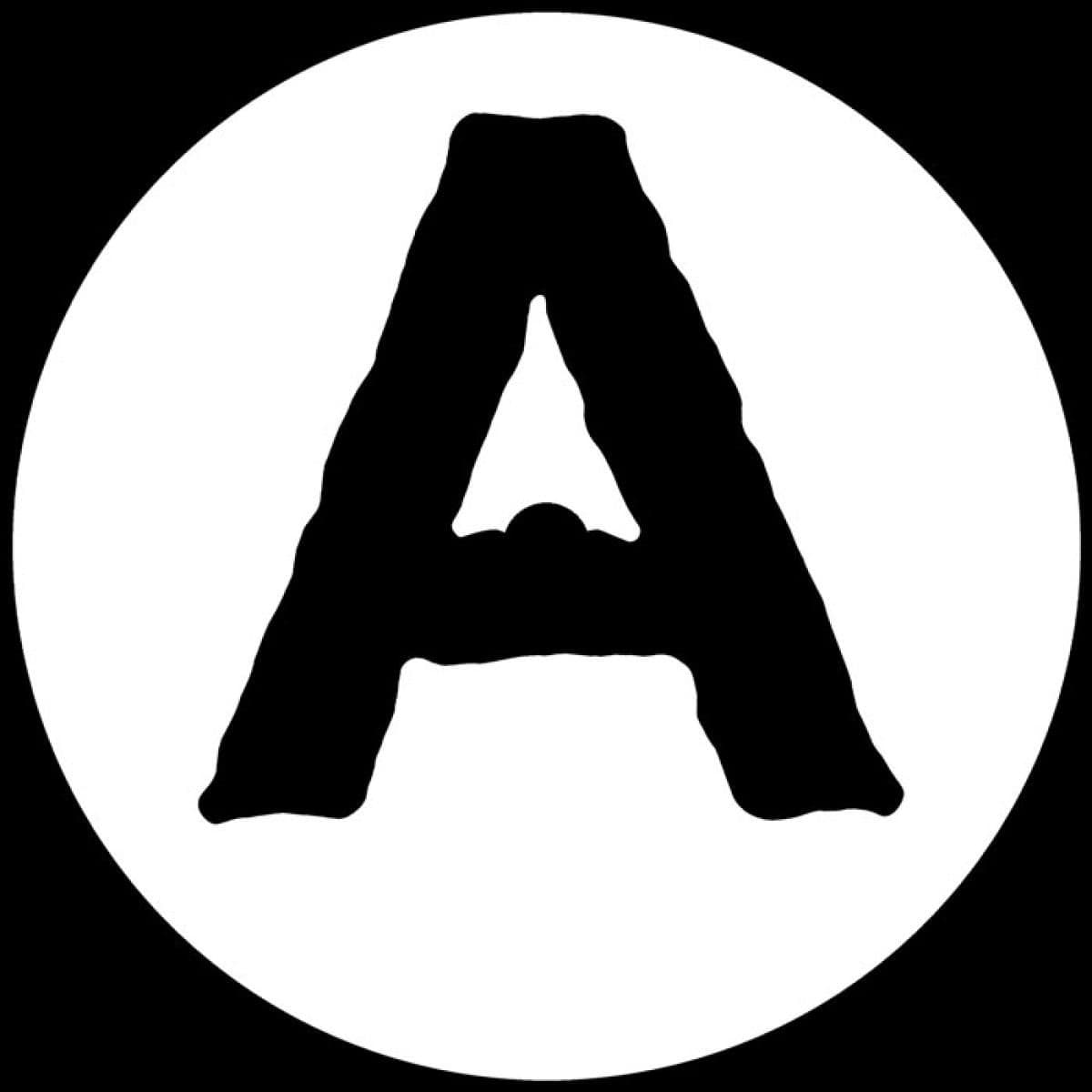 M.A.D WHITE DUBS