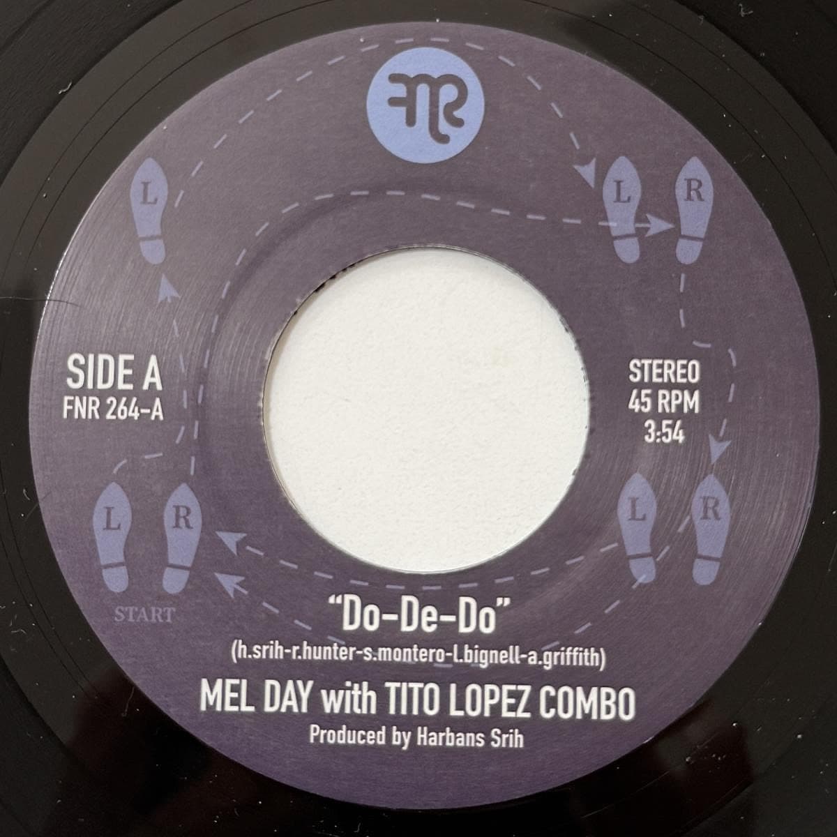 Do-De-Do / String ‘Em Up (7")